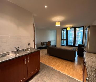 2 bedroom apartment to rent - Photo 3