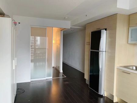 For Lease - 386 Yonge Street Unit# 1806, Toronto, Ontario - Photo 5