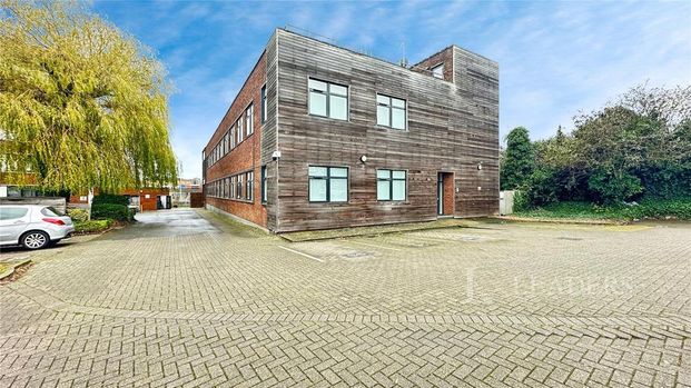 1 bedroom flat to rent - Photo 1