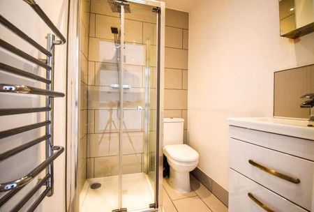 Flaxman Road, London, SE5 - Photo 5