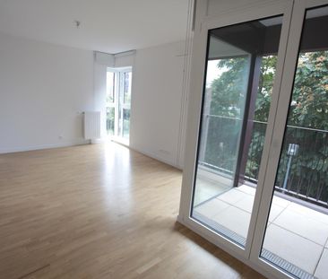 location Appartement F3 DE 59.9m² À ASNIERES - Photo 2