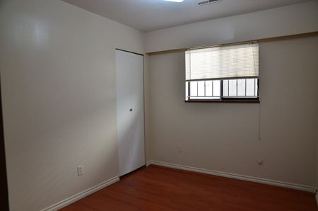 3455 East 28th Avenue apartment — Vancouver, BC (2-Bedroom) - 2 Bedroom - Photo 2