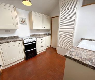 2 bedroom terraced house to rent - Photo 3