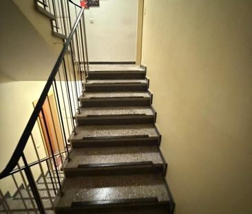 Moderne 3-Zimmer-DG-Wohnung in Essen-Schonnebeck! - Foto 2