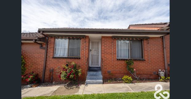 AFFORDABLE STARTER - Photo 1