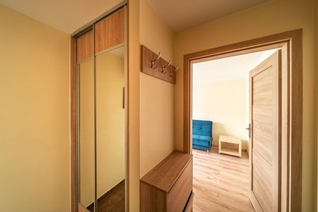 Łódź Łódź-Śródmieście, dr. Stefana Kopcińskiego - Фото 3