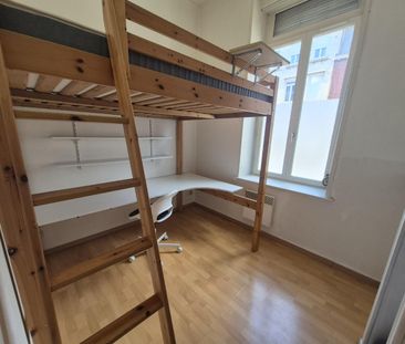 Location Appartement 1 pièce 26m² LILLE 59000 - Photo 2