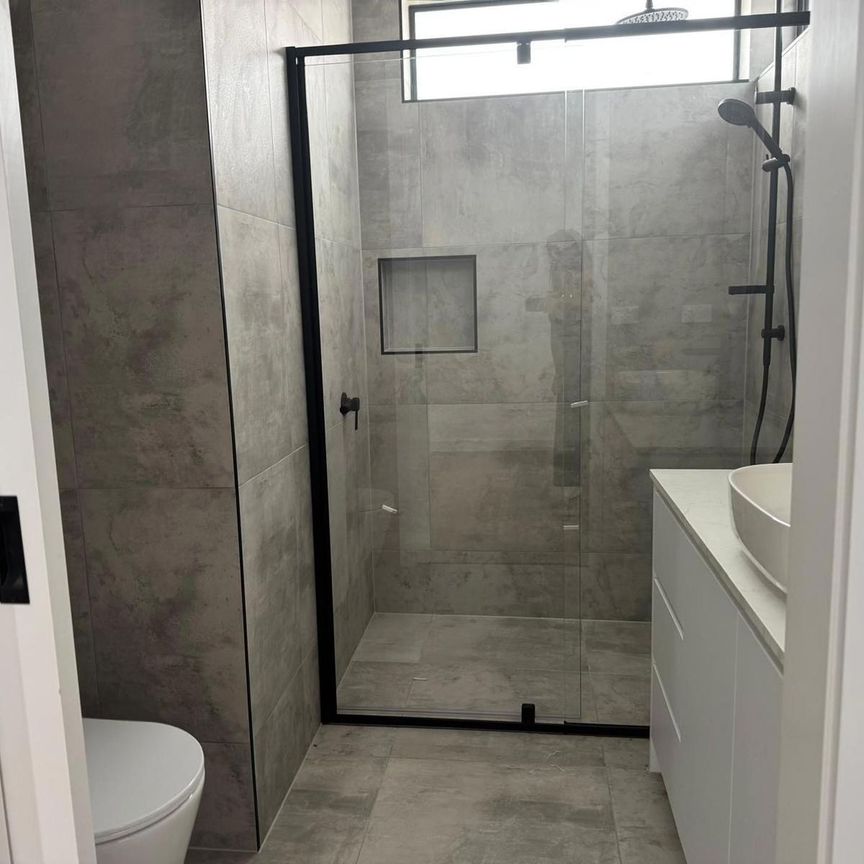 LOVELY 4 BEDROOM HOME - Photo 1