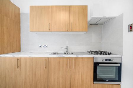 1 bedroom block of apartments to rent - Photo 4