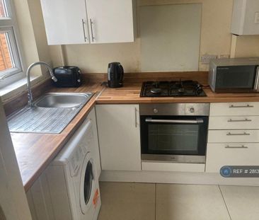 2 bedroom terraced house to rent - Photo 6