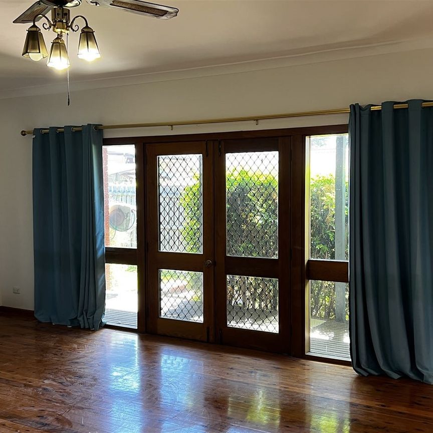 28A Disraeli Rd, Winston Hills, NSW 2153 - Photo 1