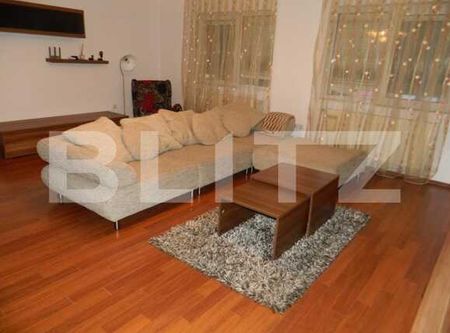 4 camere, 100 mp, prima inchiriere, mobilat modern, zona Facultatii de Litere - Fotografie 3