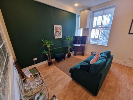 1 bedroom apartment to rent - Photo 5