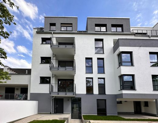 Leipzig: Wohnen am Park ** Neubau ** 4-Raum WE ** großer Balkon ** Einbauküche ** Tiefgarage - Foto 1