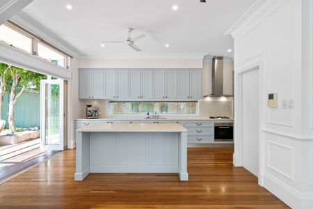 Luxury Haven For A Growing Family! - Photo 4