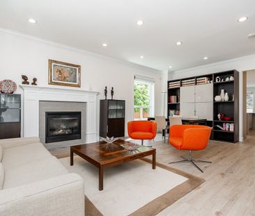 359 13th Street East town house — North Vancouver, BC (0-Bedroom) - 0 Bedroom - Photo 6