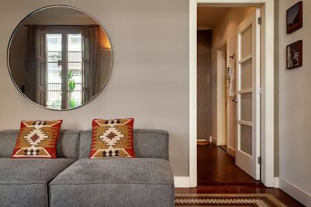 Carrer de Bailèn, Barcelona, Catalonia 08009 - Photo 4