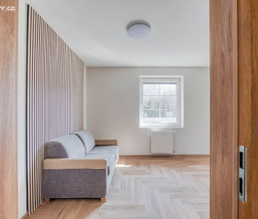 Pronájem bytu 1+kk 22 m² - Photo 1
