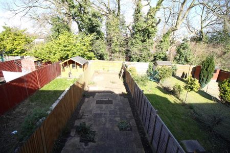 2 bedroom terraced house to rent - Photo 3