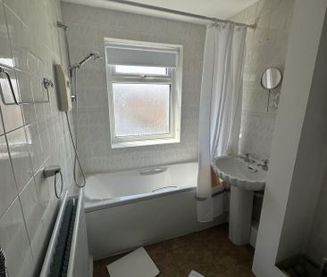 4 bedroom apartment to rent - Photo 6