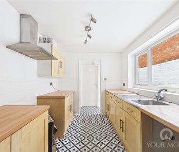 2 bedroom terraced house to rent - Photo 1