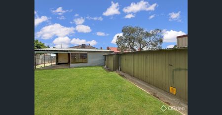 Well-Located Home with Fantastic Entertaining Area - Photo 3