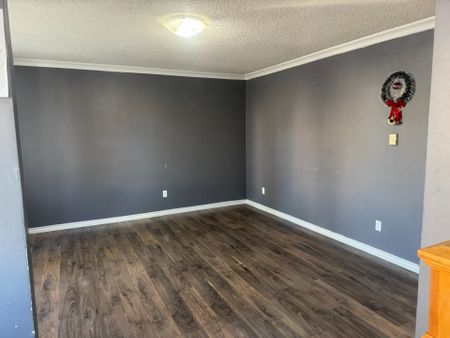 For Lease - 1331 Limberlost Road, London North, Ontario - Photo 5