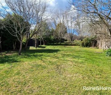 3 Bedroom Home in Bundanoon - Photo 3