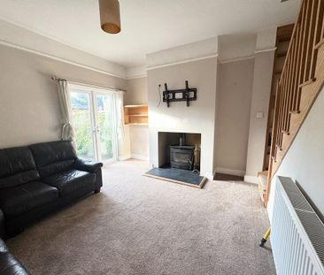 3 bedroom semi-detached house to rent - Photo 1