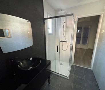 Location Maison 4 pièces 88m² TOURRETTE LEVENS 06690 - Photo 4
