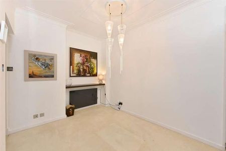 Portman Square, Marylebone, London, W1H - Photo 4