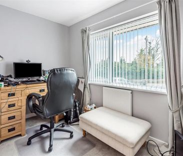 4 bedroom detached house to rent - Photo 6