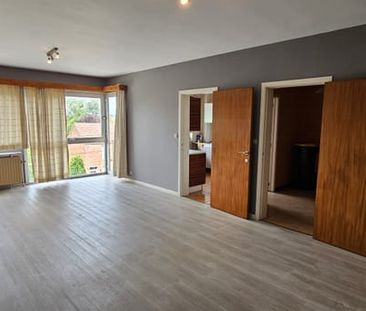 Appartement te huur - Photo 1