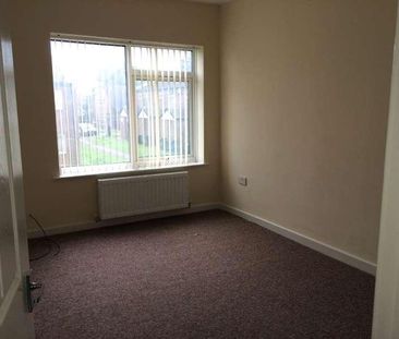 Poplar Street, Golbourne, Warrington, WA3 - Photo 1