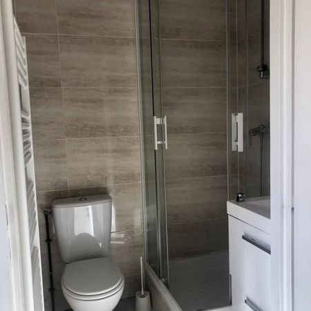 Studio de 20 m² à 3 minutes du RER A. - Photo 3