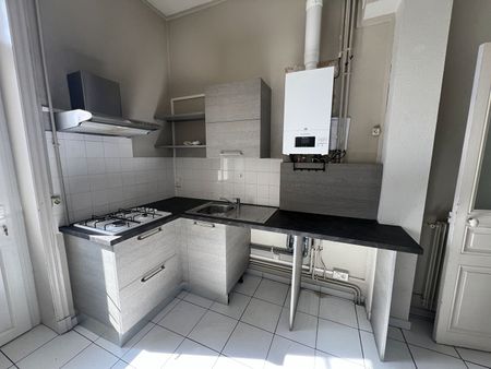 Location Appartement 2 pièces 55m² - Photo 4