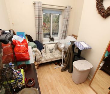 3 bedroom end of terrace house to rent - Photo 6