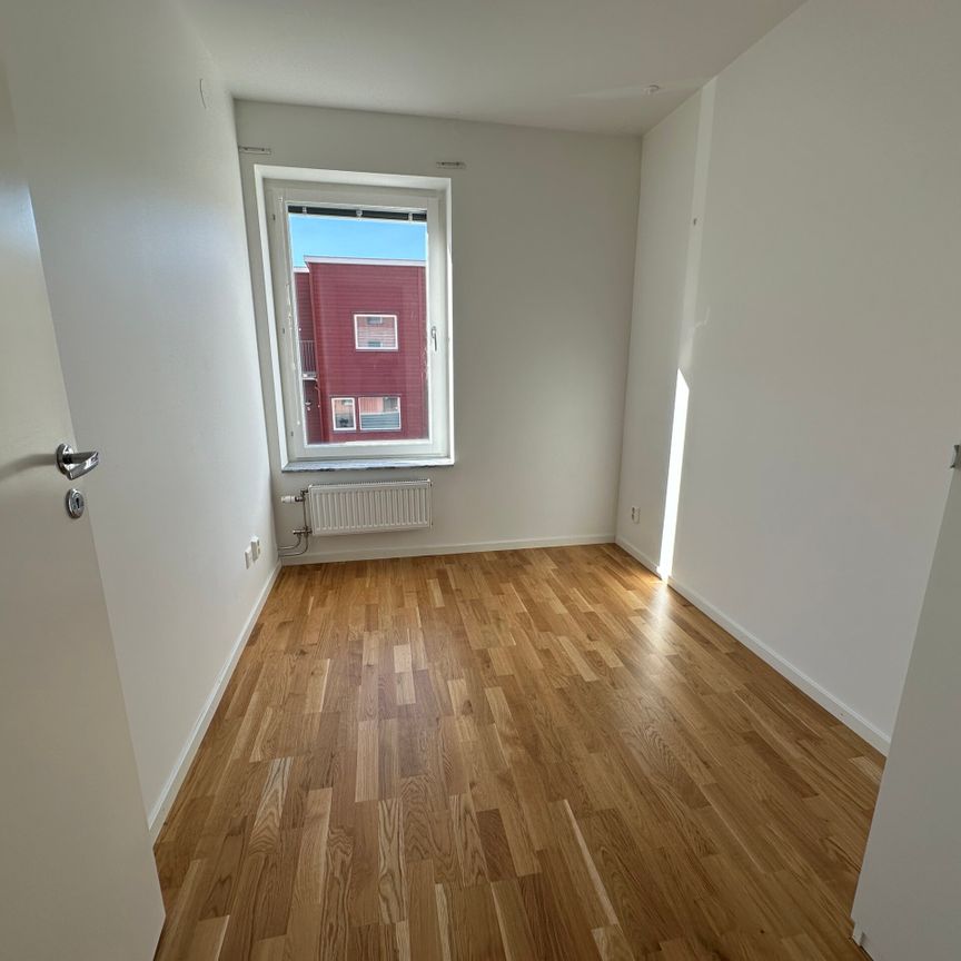 Smaragdgatan 4 – 3,5rok (lgh 1414) - Photo 1