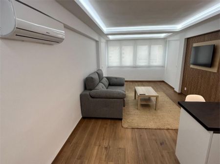 Piso de alquiler en Carrer de Saridakis, 24, Cala Major - Photo 3