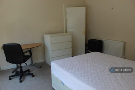 5 bedroom terraced house to rent - Photo 2