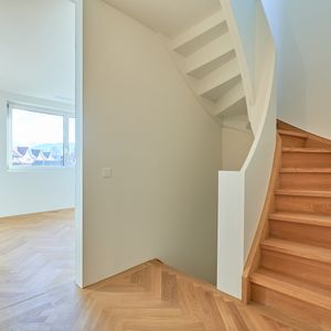 Moderne und urbane 5.5 Zimmer Attika-Maisonette-Wohnung - Foto 2