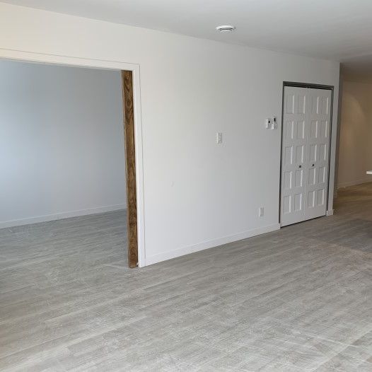 2351-203 Harold-Cooke, (vacant) Sherbrooke très beau 4½ - Photo 1