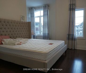 For Lease - 96 hamster Crescent, Aurora, Ontario - Photo 4