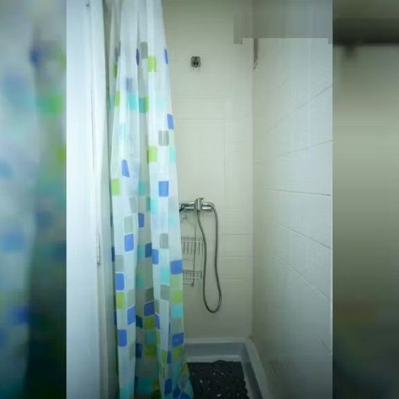 Carrer dels Lleons, Valencia, Valencian Community 46022 - Photo 1