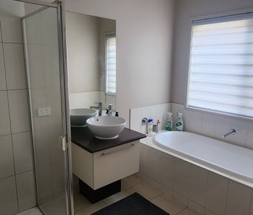 Point Cook - Photo 2