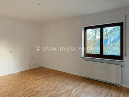 EBK, Balkon, Bad mit Wanne, Neubau mit Stellplatz - Frei ab sofort 2 Zimmer in Auerbach zur Miete - Photo 3