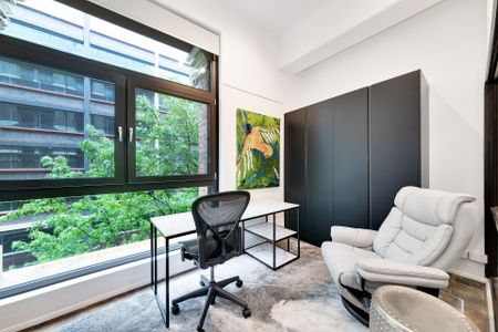 Fully furnished two bedroom apartment with separate office and coveted secure parking - Photo 2