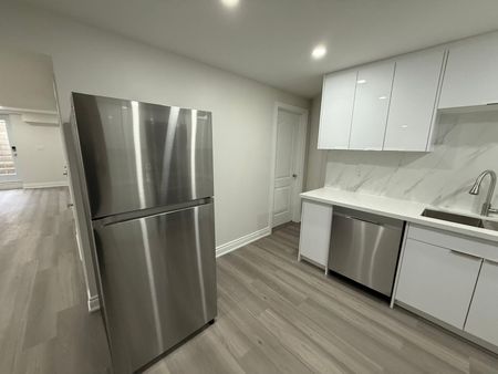 For Lease - 429 Stringer Circle, Milton, Ontario - Photo 2