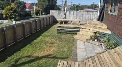 Tidy Family Home Excellent Location - Photo 3