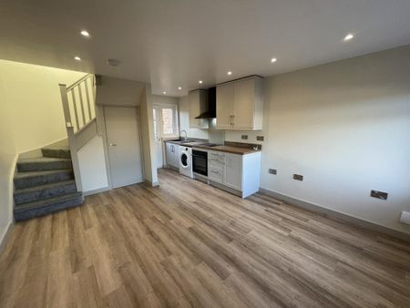 1 bedroom terraced house to rent - Photo 2
